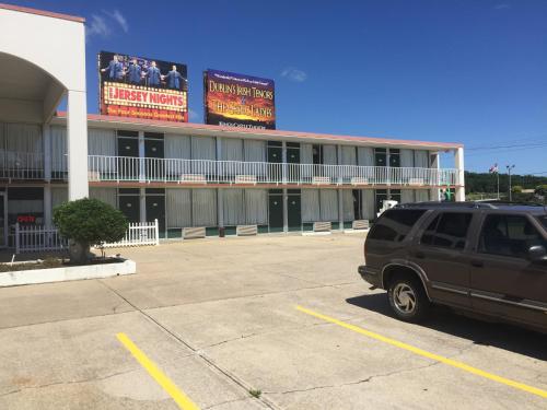 Фотография гостиницы Willow Tree Inn Branson