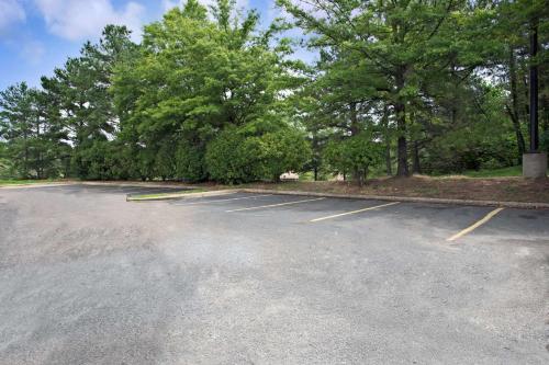 Фотография мотеля Super 8 Downtown Raleigh