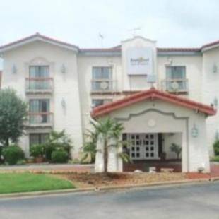 Фотографии гостиницы
Budgetel Inn & Suites Memphis