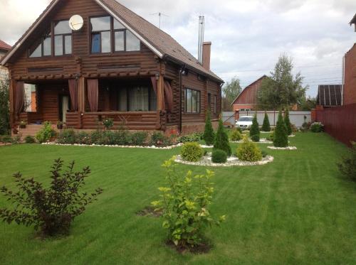 Фотография гостевого дома Цветочная, 24