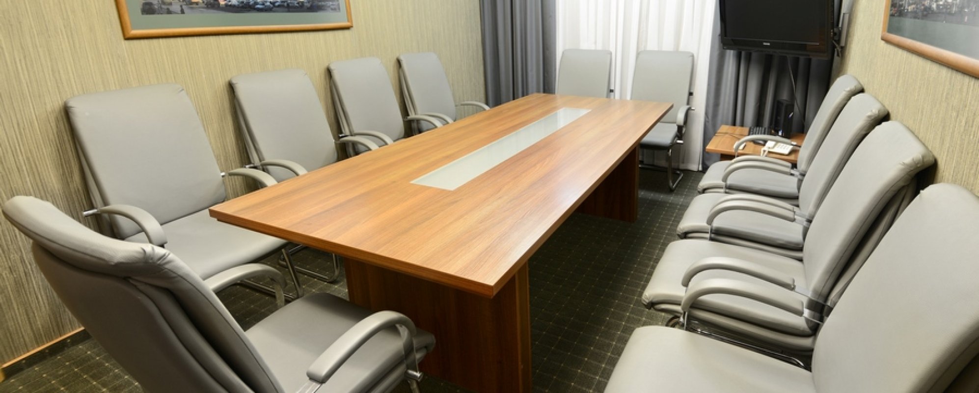 Фотографии комнаты для переговоров Комната переговоров №1