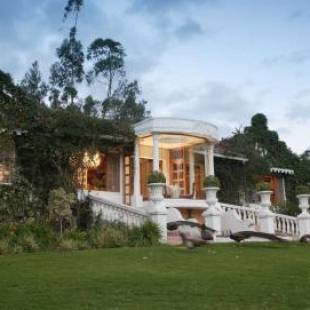 Фотографии гостиницы 
            La Mirage Garden Hotel & Spa