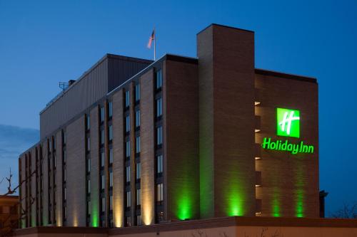 Фотография гостиницы Holiday Inn Rock Island-Quad Cities, an IHG Hotel
