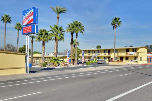 Фотография гостиницы American Executive Inn Mesa