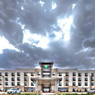 Фотографии гостиницы 
            Holiday Inn Express Hotel & Suites Amarillo West, an IHG Hotel