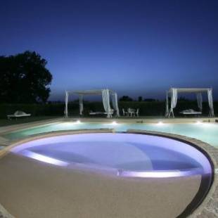 Фотографии мини отеля
Relais Montemaggiore