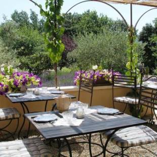 Фотографии мини отеля
Le clos des lavandes-Luberon
