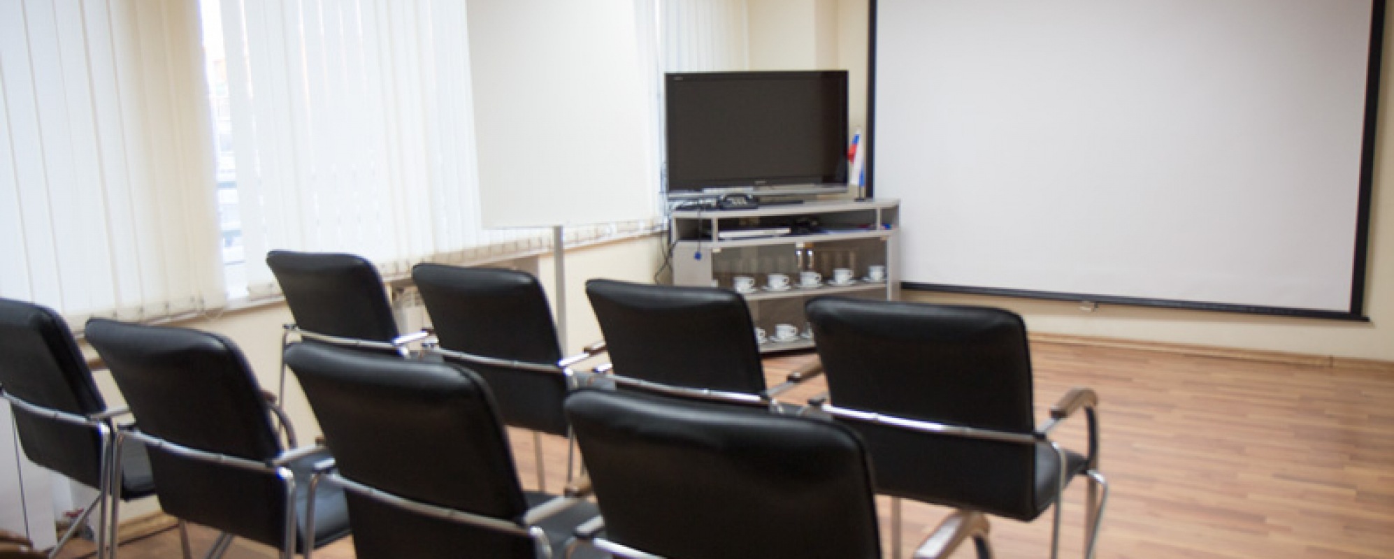 Фотографии комнаты для переговоров Диалог