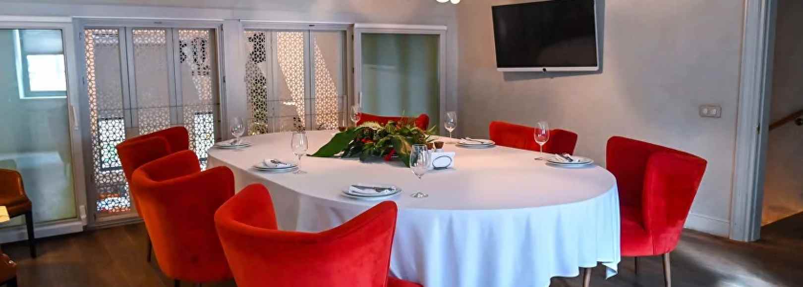 Фотография банкетного зала Антресоль OXUS