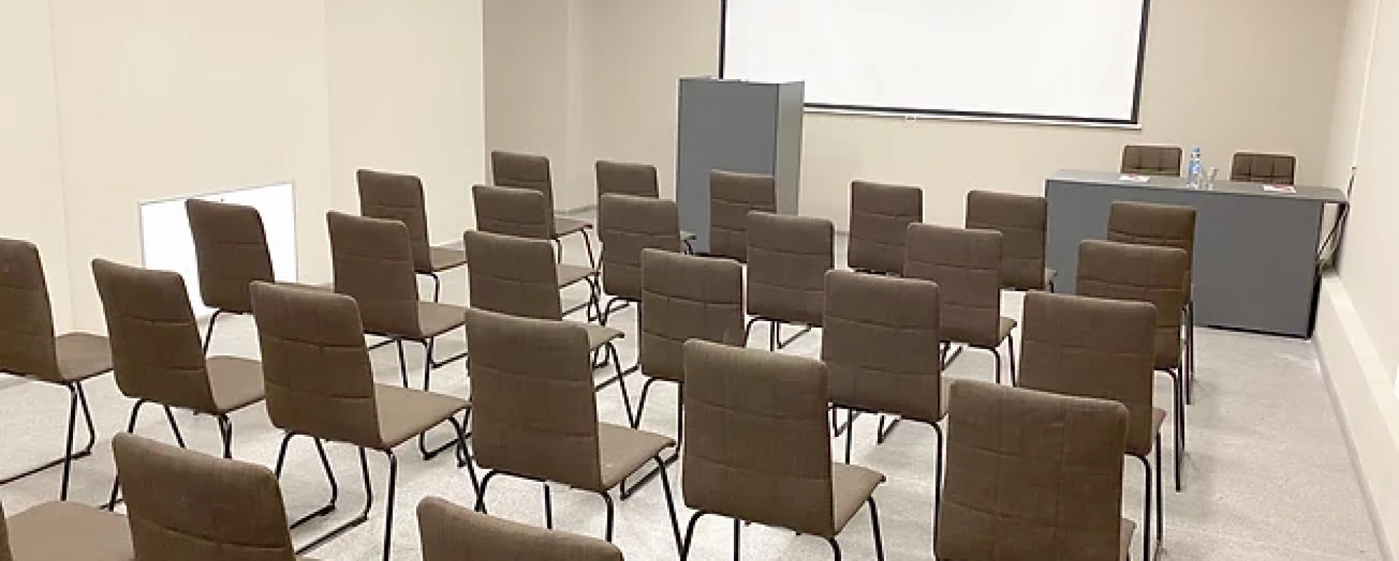 Фотографии конференц-зала Конференц-зал УРБАН