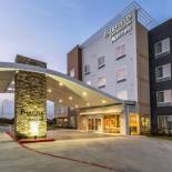 Фотография гостиницы Fairfield Inn & Suites by Marriott Bay City, Texas