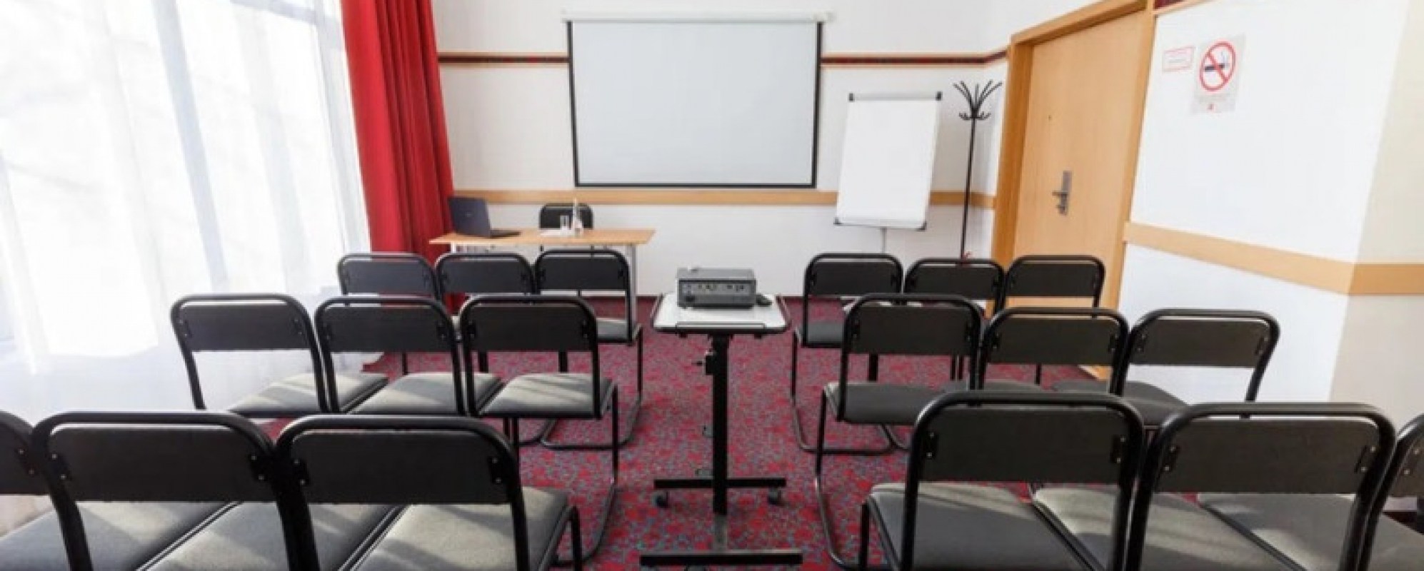 Фотографии конференц-зала Малый зал Azimut Отель Бауман Казань