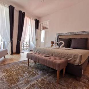 Фотографии мини отеля
Demo House luxury rooms