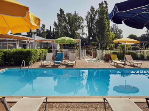 Фотография гостиницы ibis Styles Marseille Aéroport