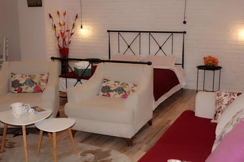 Фотография гостевого дома Golden Apple Tbilisi