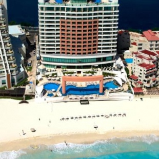 Фотография гостиницы Beach Palace - All Inclusive