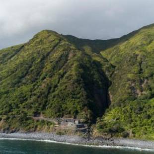 Фотографии базы отдыха 
            Abrigo da Cascata - Casas de Campo - São Jorge