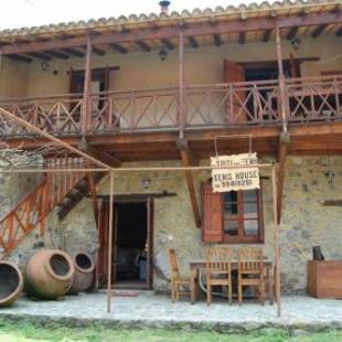 Фотографии гостевого дома 
            Xenis House