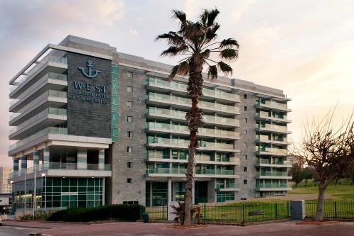 Фотография гостиницы West All Suites Hotel Ashdod