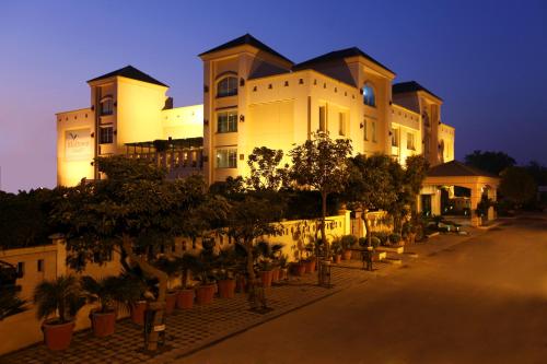 Фотография гостиницы Midtown Grand