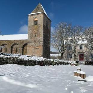 Фотографии гостевого дома
L’Estive d’Aubrac