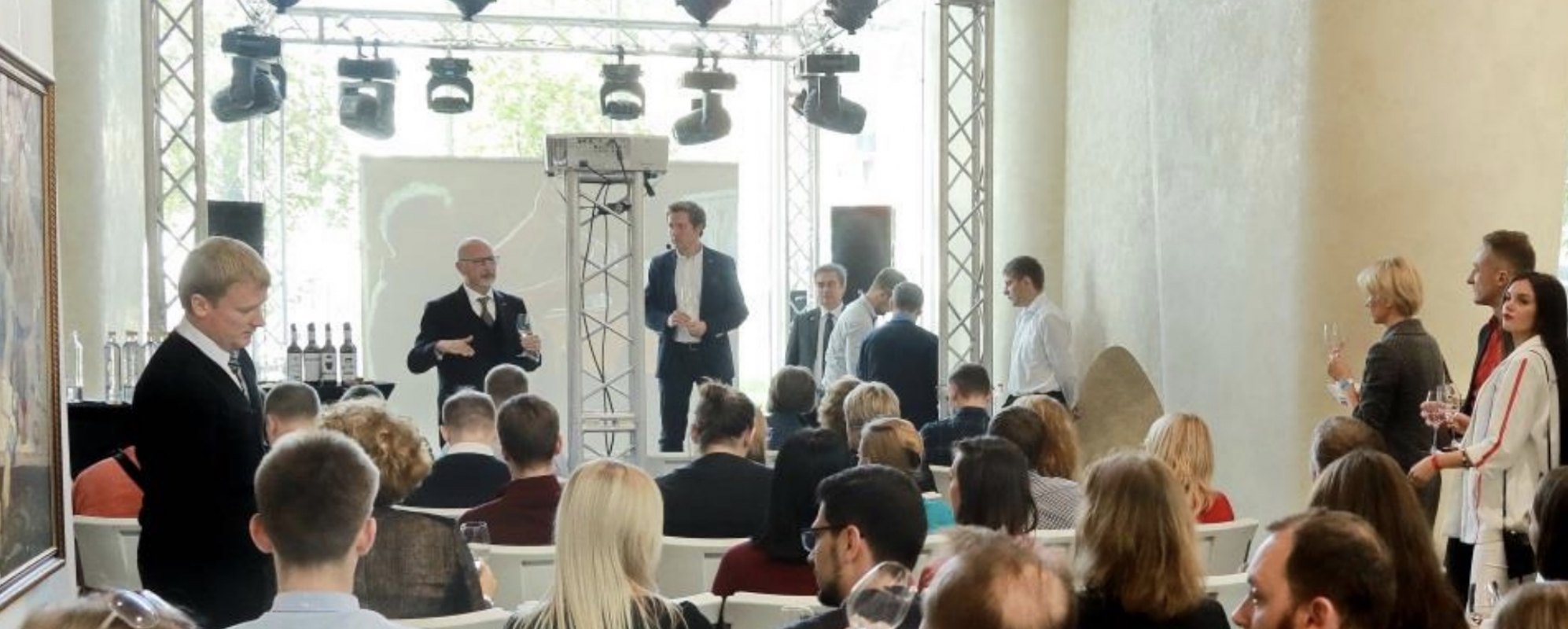 Фотографии лофта МЦИ Главный проспект Зал Лекторий