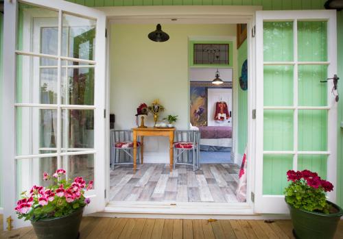 Фотографии мини отеля
Merrybrook Studio