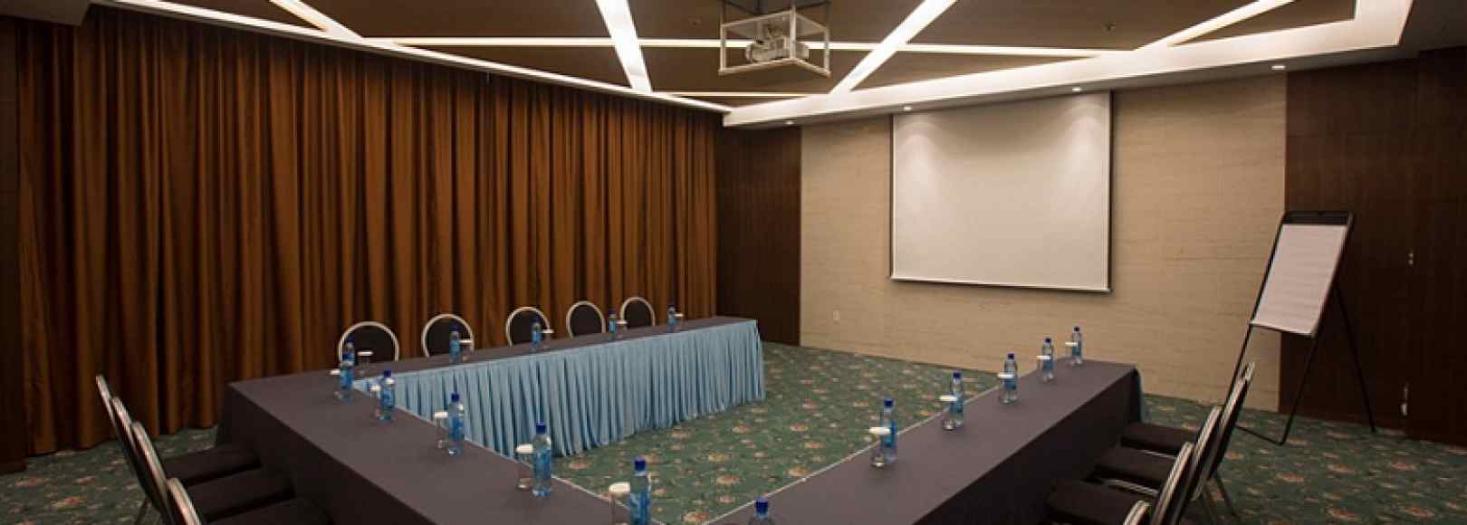 Фотография конференц-зала Эмеральд