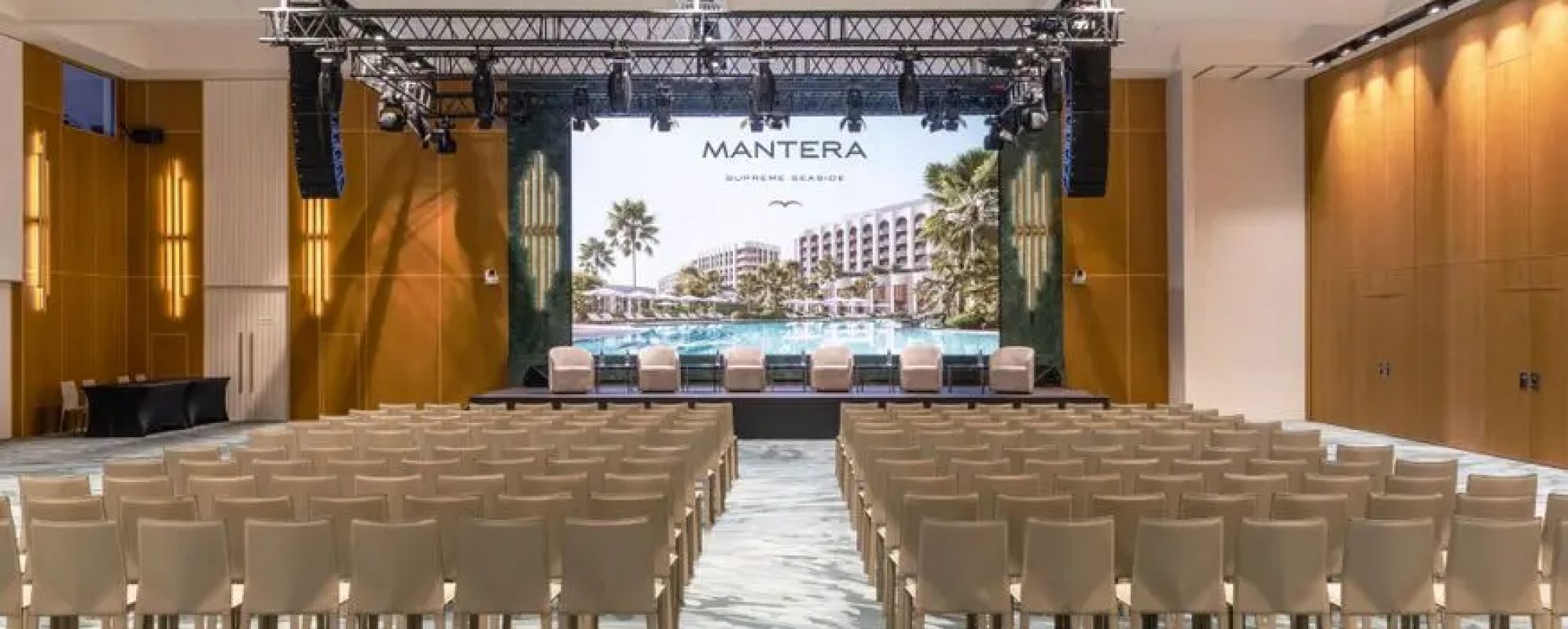 Фотографии конференц-зала Maroon Hall