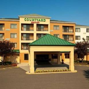 Фотографии гостиницы
Courtyard by Marriot Cranbury South Brunswick
