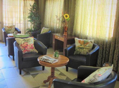 Фотография гостевого дома Oak lodge Guest House