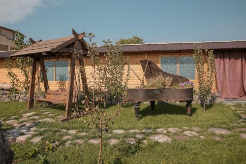 Фотографии базы отдыха
Wooden farm house