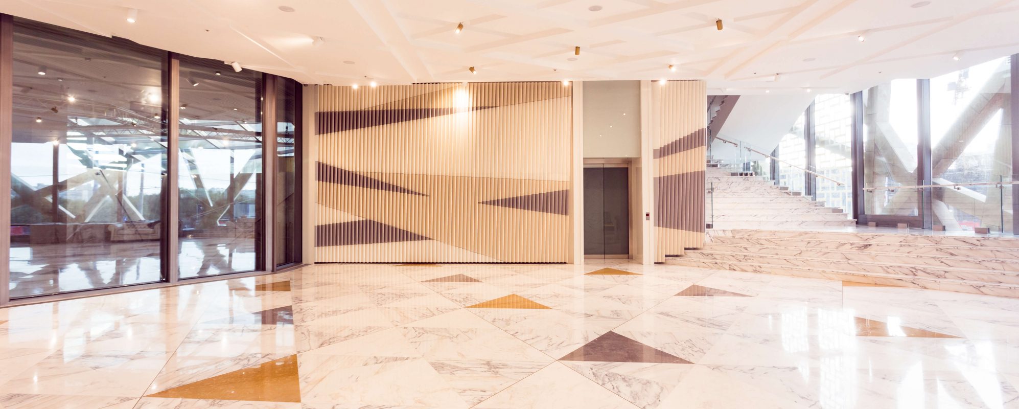 Фотографии фойе Orion Hall Зона Welcome