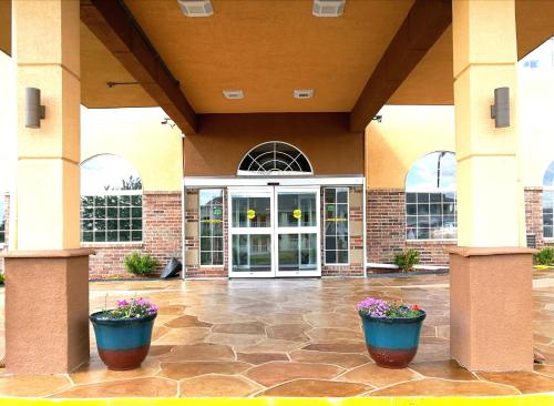 Фотография гостиницы Super 8 by Wyndham Kansas City