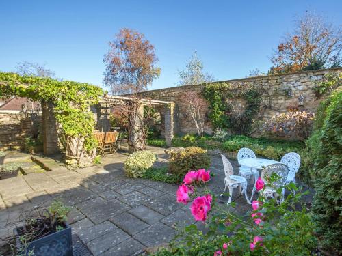 Фотография гостевого дома Box Cottage