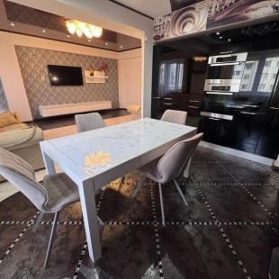 Фотография квартиры Квартира Уютная трехкомнатная квартира рядом с Горным Воздухом