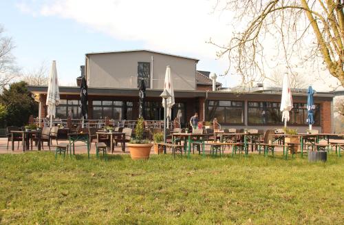 Фотография гостиницы Hotel Mintarder Wasserbahnhof