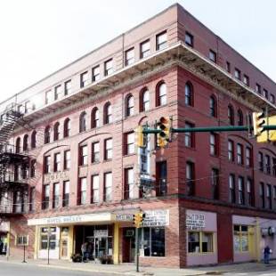 Фотографии гостиницы
OYO Hotel Bradford Main St PA