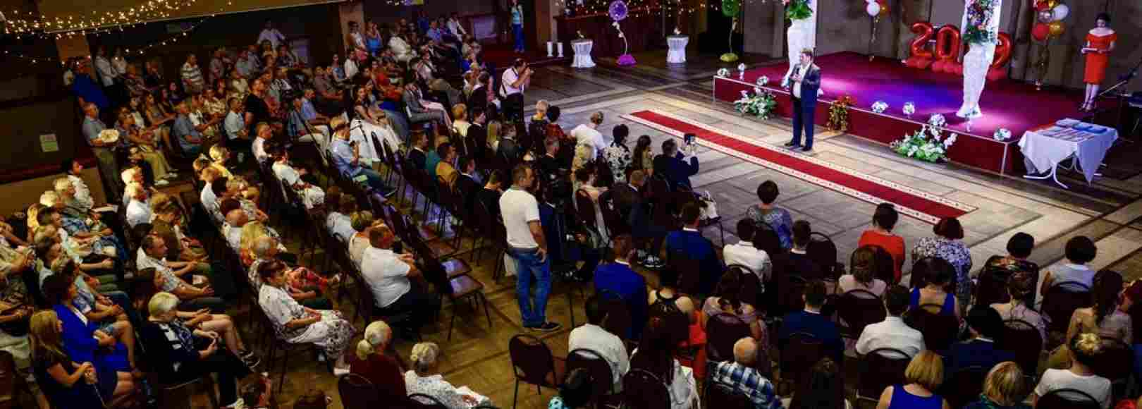 Фотография танцевального зала Танцевальный КДЦ Металлург