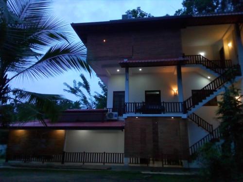 Фотография Коттеджа avinka villa