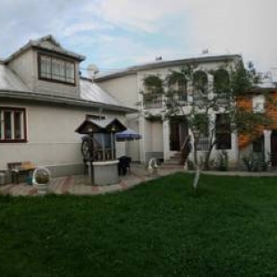 Фотография гостевого дома Вилла Перлына