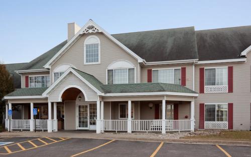 Фотография гостиницы Country Inn & Suites by Radisson, Detroit Lakes, MN