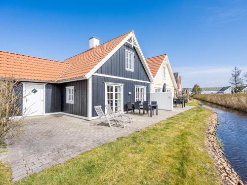 Фотография гостевого дома Holiday home Blåvand CXCVII