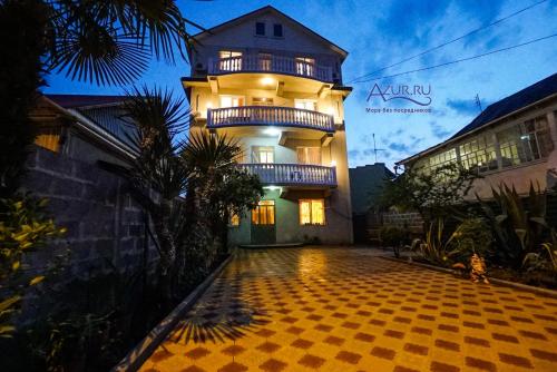 Фотографии гостевого дома
Удача