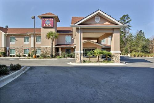 Фотография гостиницы Magnolia Inn and Suites Pooler