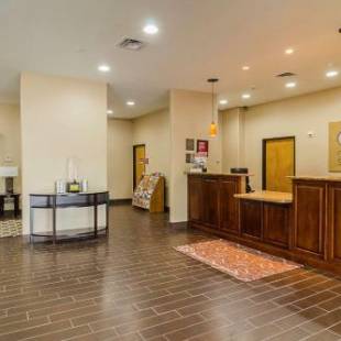 Фотографии гостиницы
Quality Suites North IH 35