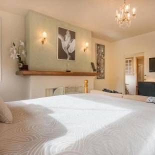 Фотографии мини отеля
Jones On Wilson Boutique B&B