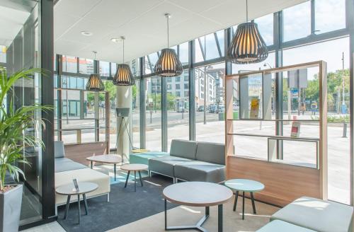 Фотография гостиницы B&B Hôtel Paris Porte des Lilas