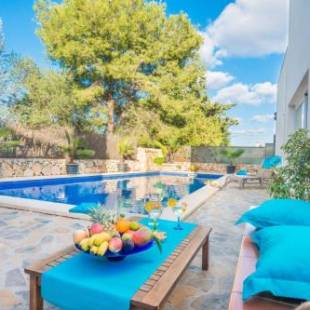 Фотографии гостевого дома 
            VILLA CAN JAUME