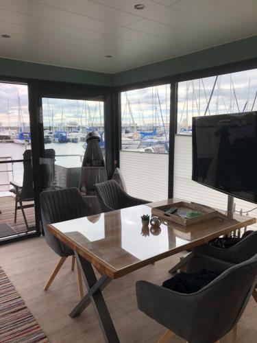 Фотографии мини отеля 
            Hausboot Albatros